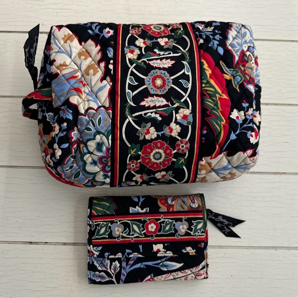 Vera Bradley Quilted Makeup Bag & Wallet Set Retired Versailles Pattern